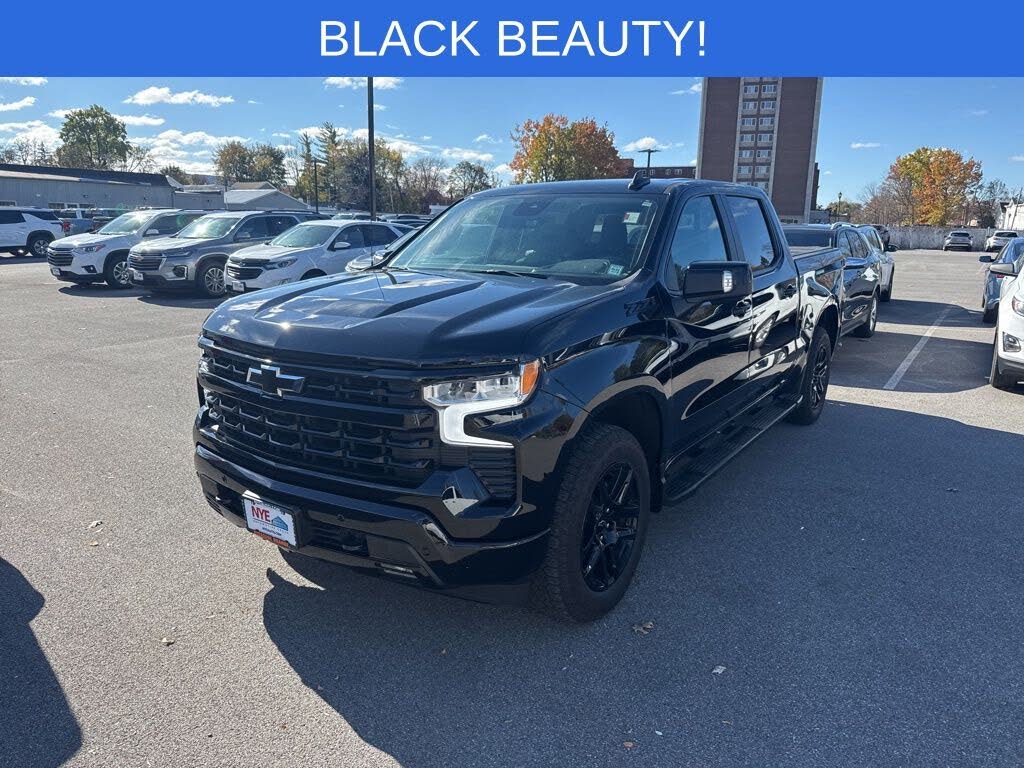 2024 Chevrolet Silverado 1500 RST Crew Cab 4WD
