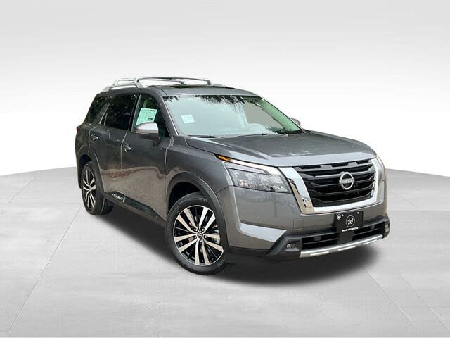 2025 Nissan Pathfinder Platinum 4WD