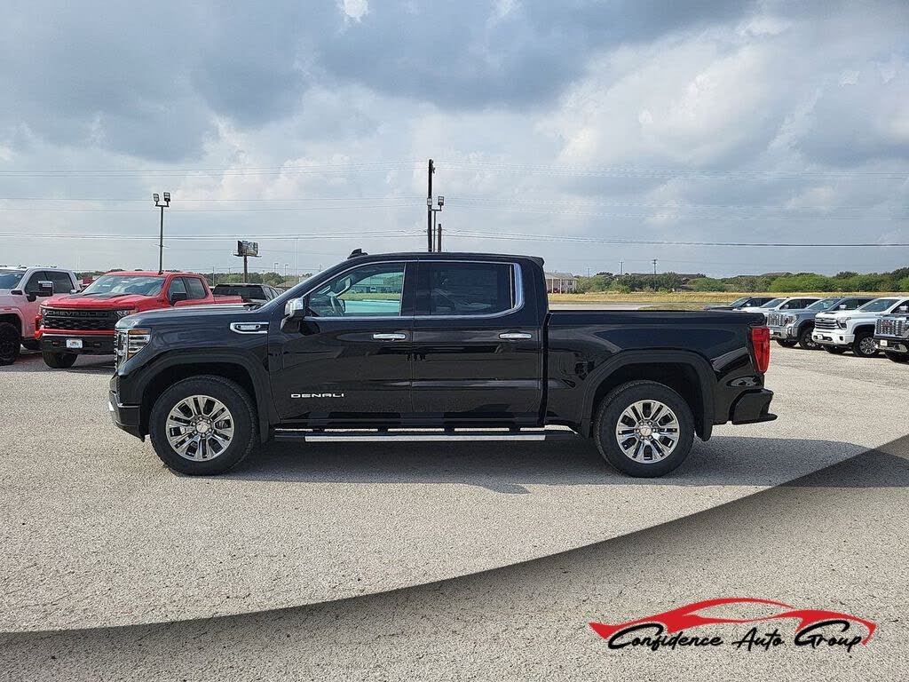 2026 GMC Sierra 1500 Denali Crew Cab 4WD