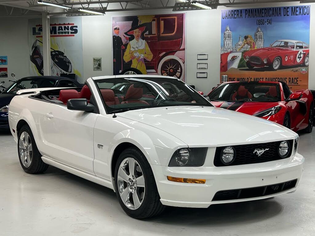 2006 Ford Mustang GT Convertible RWD