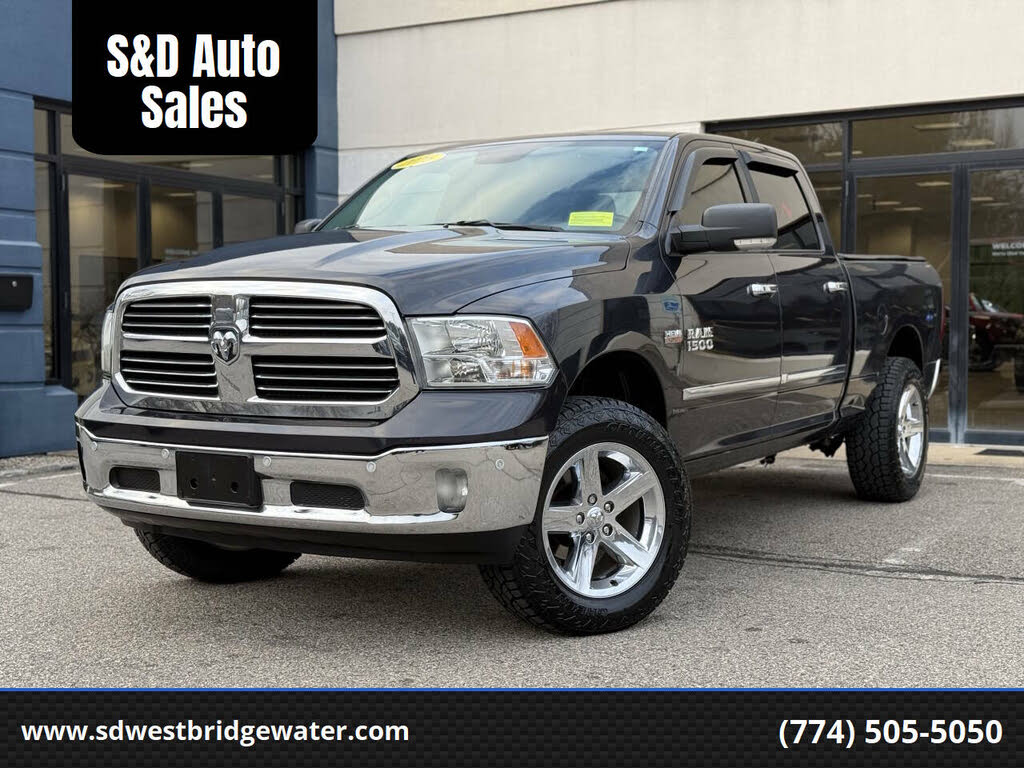 2016 RAM 1500 SLT Crew Cab 4WD