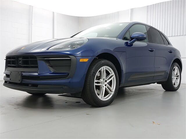 2023 Porsche Macan AWD