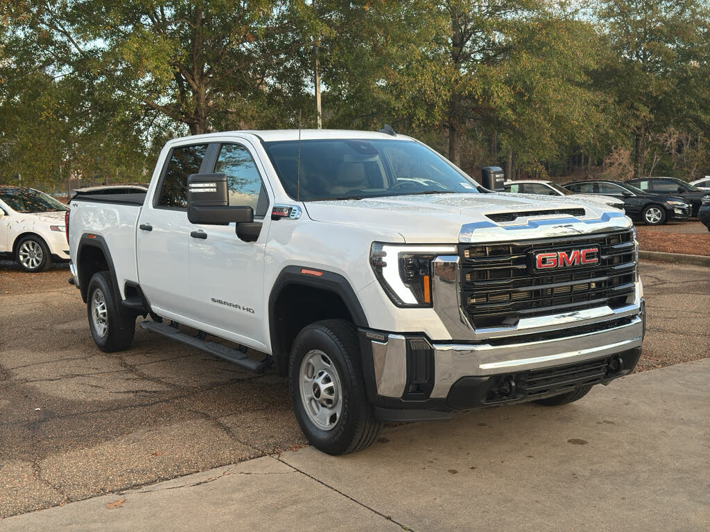 2024 GMC Sierra 2500HD Pro Crew Cab 4WD