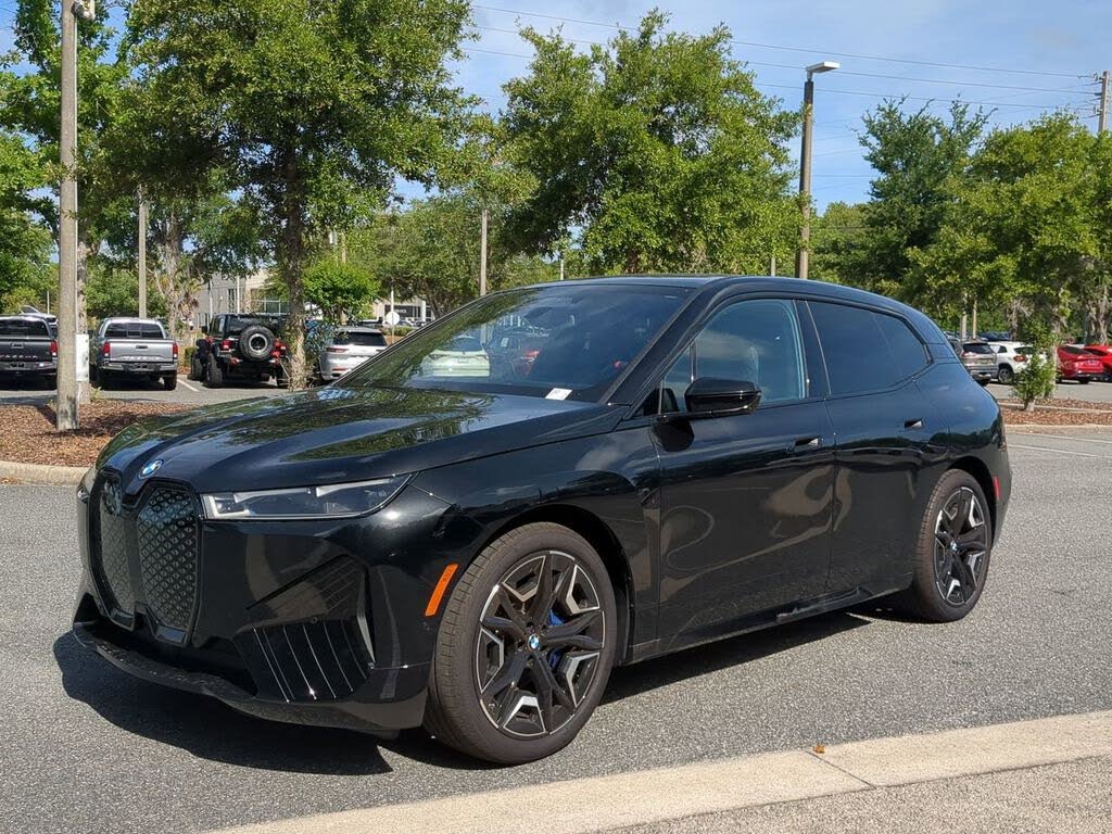 2025 BMW iX M60 AWD