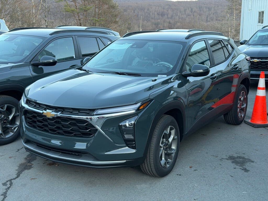 2026 Chevrolet Trax LT FWD