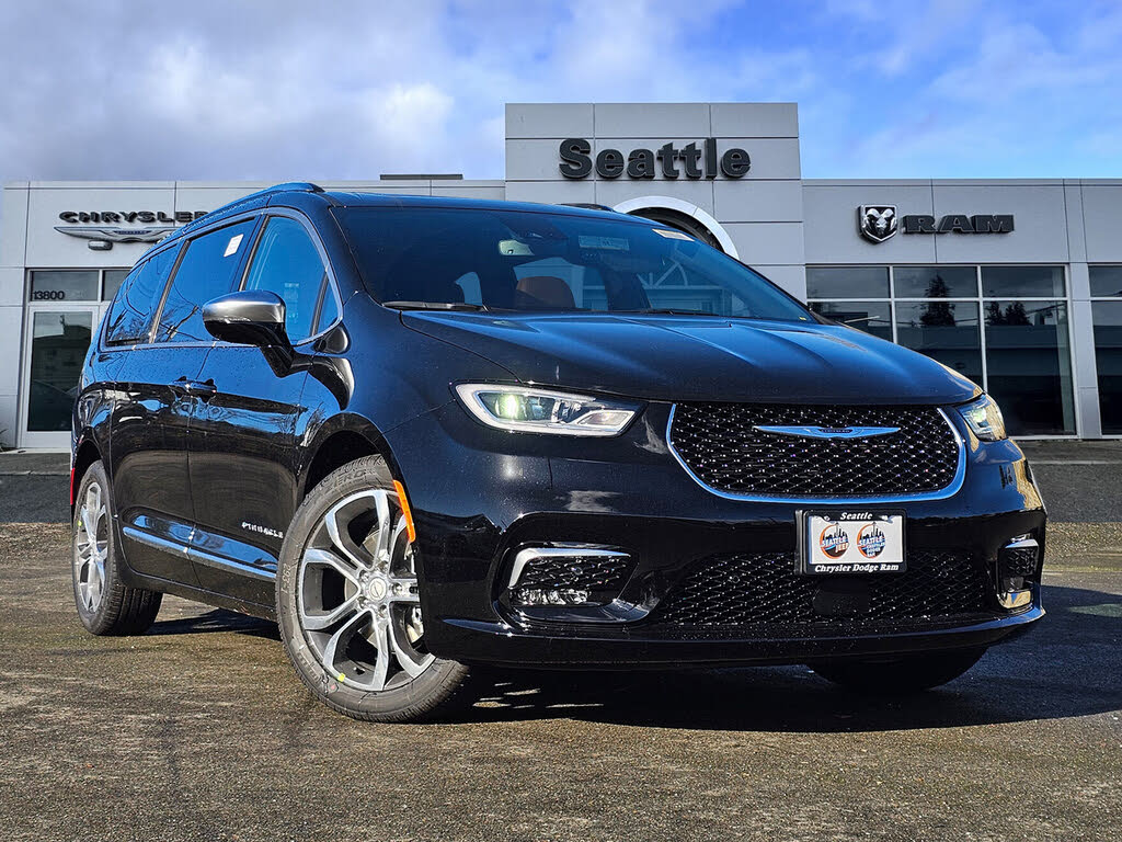 2026 Chrysler Pacifica Pinnacle FWD