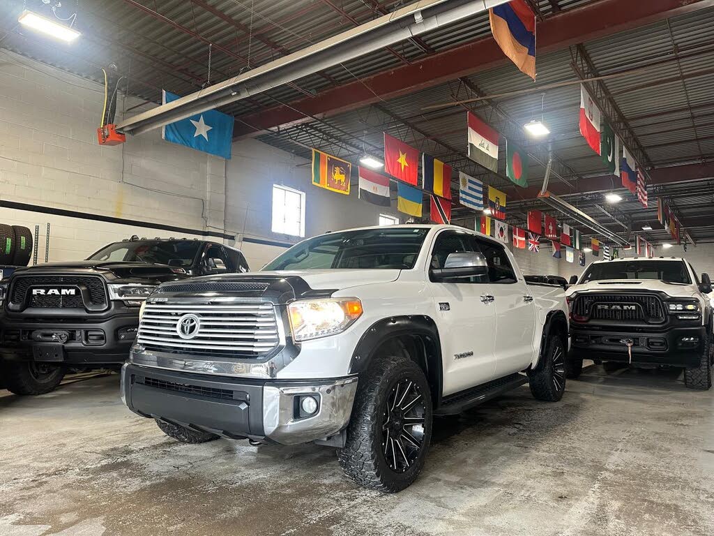 2017 Toyota Tundra Limited CrewMax 5.7L 4WD
