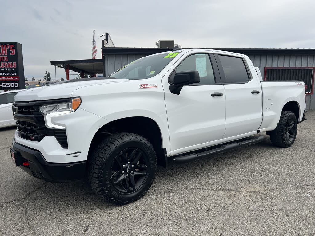 2023 Chevrolet Silverado 1500 LT Trail Boss Crew Cab 4WD
