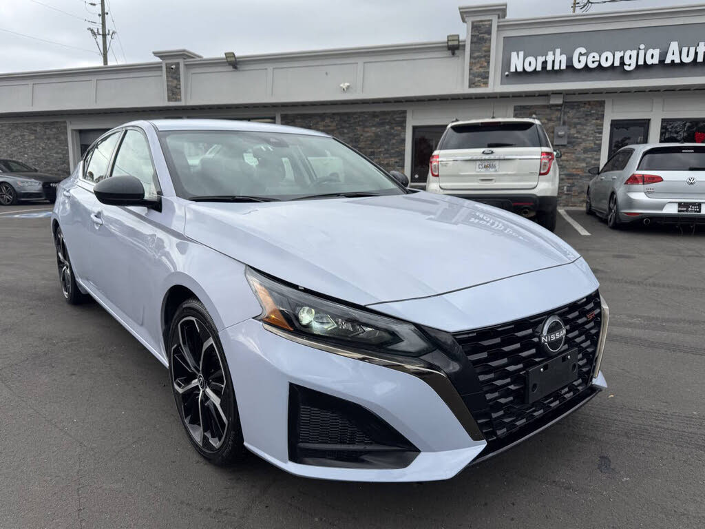 2024 Nissan Altima 2.5 SR FWD