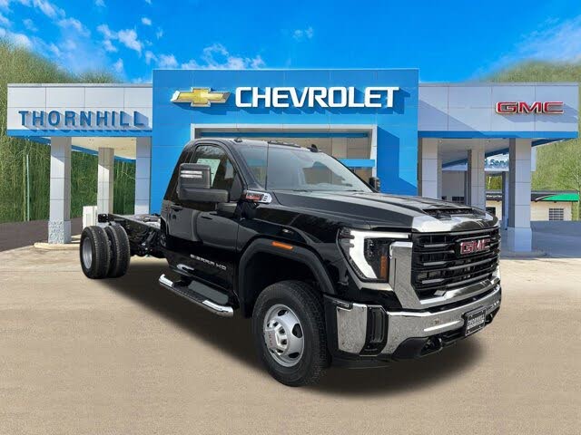 2026 GMC Sierra 3500HD Chassis Pro Regular Cab 4WD
