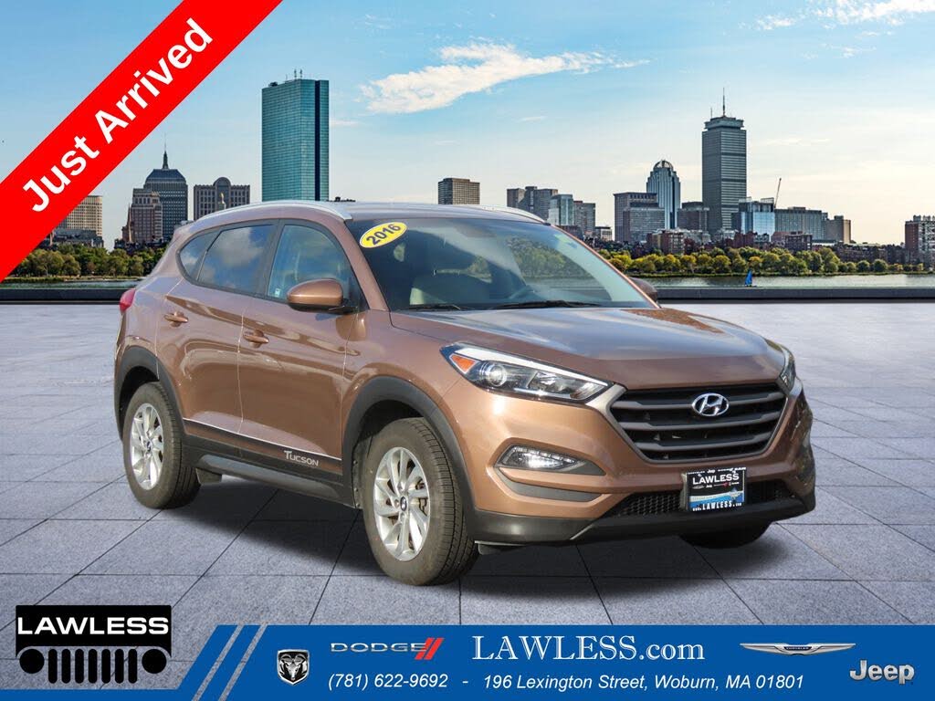 2016 Hyundai Tucson 2.0L SE AWD with Beige Seats