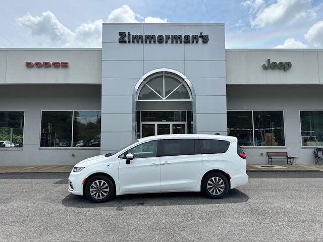 2023 Chrysler Pacifica Hybrid Touring L FWD