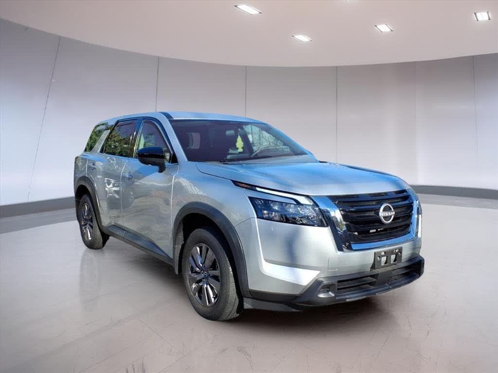 2023 Nissan Pathfinder S 4WD