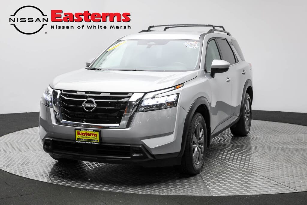 2024 Nissan Pathfinder SV 4WD