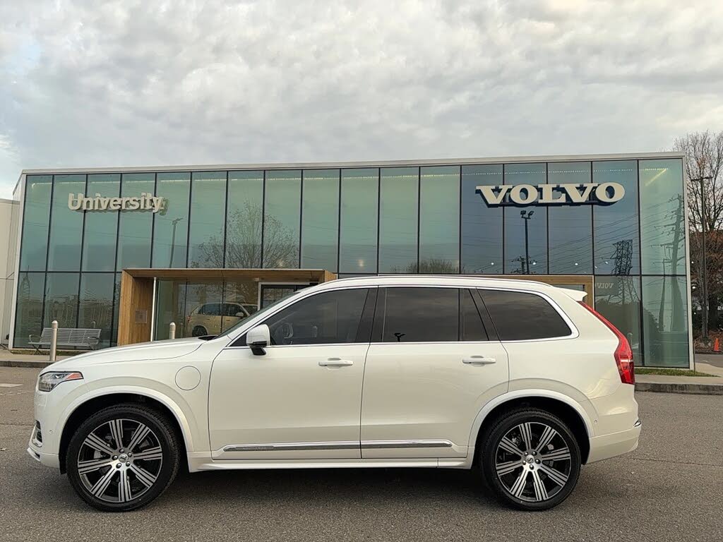 2024 Volvo XC90 Recharge T8 Plus Bright Theme 7-Passenger eAWD