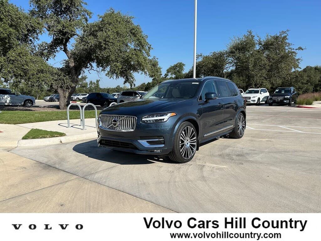 2025 Volvo XC90 B6 Ultra Bright Theme 7-Passenger AWD
