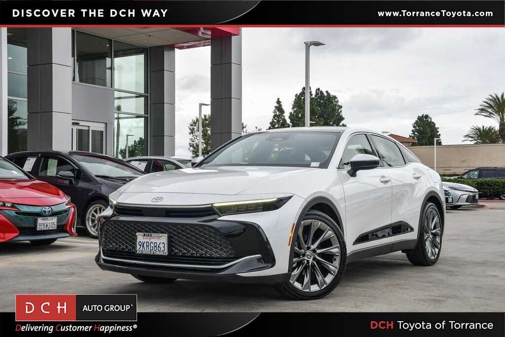 2023 Toyota Crown Limited AWD