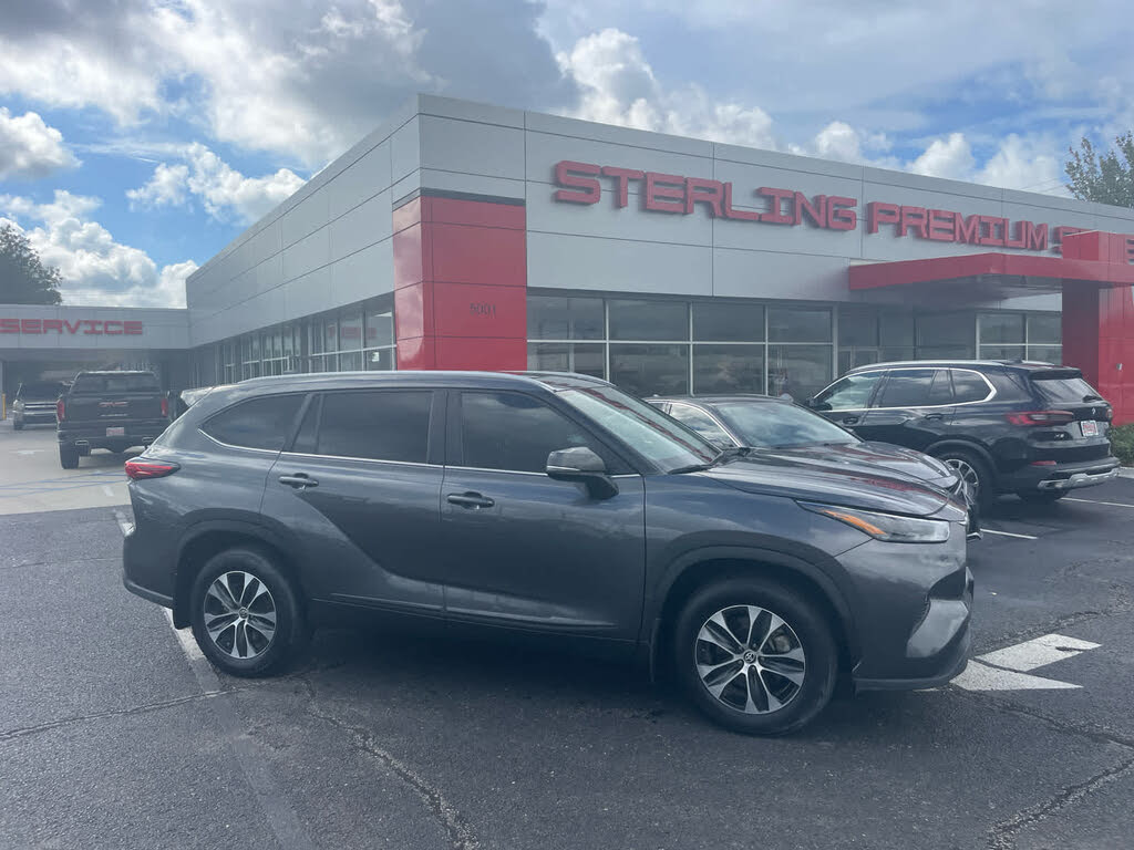 2023 Toyota Highlander XLE AWD