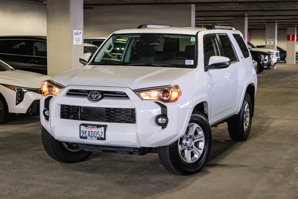 2024 Toyota 4Runner SR5 RWD