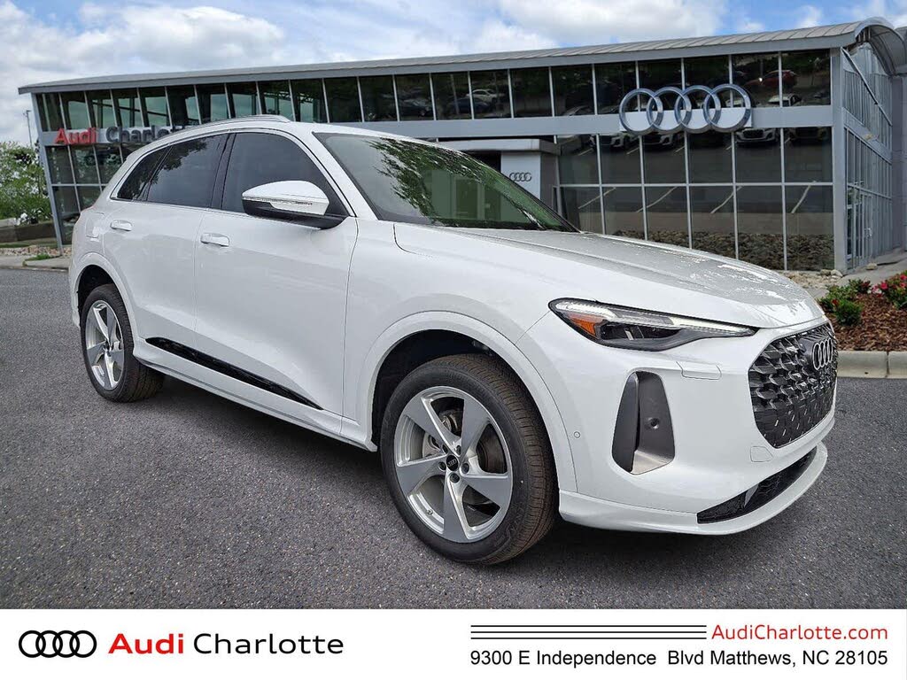 2025 Audi Q5 quattro Premium Plus 40 TFSI