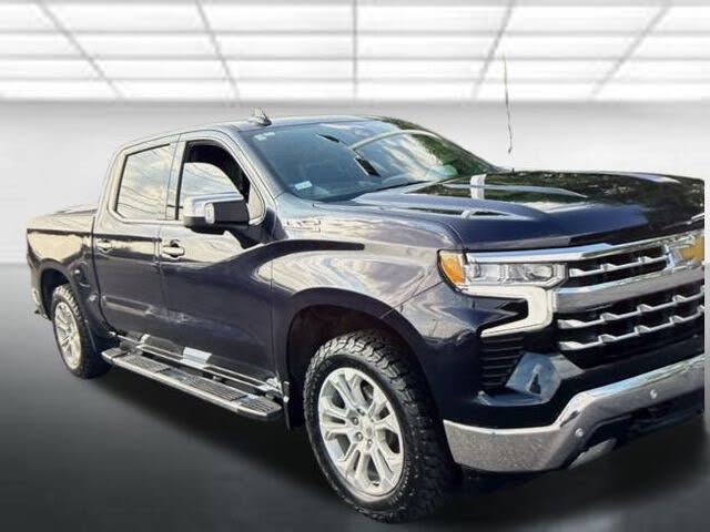 2022 Chevrolet Silverado 1500 LTZ Crew Cab 4WD