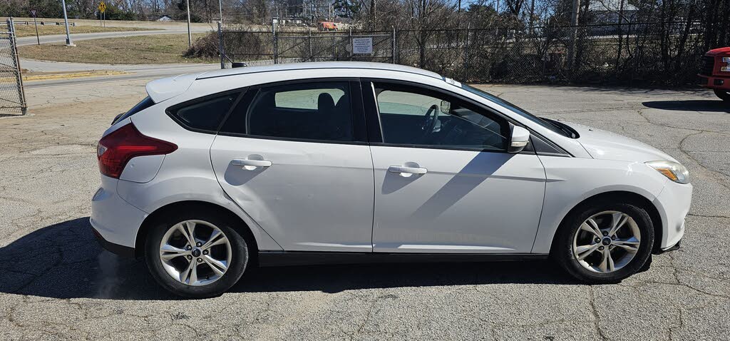 2014 Ford Focus SE Hatchback