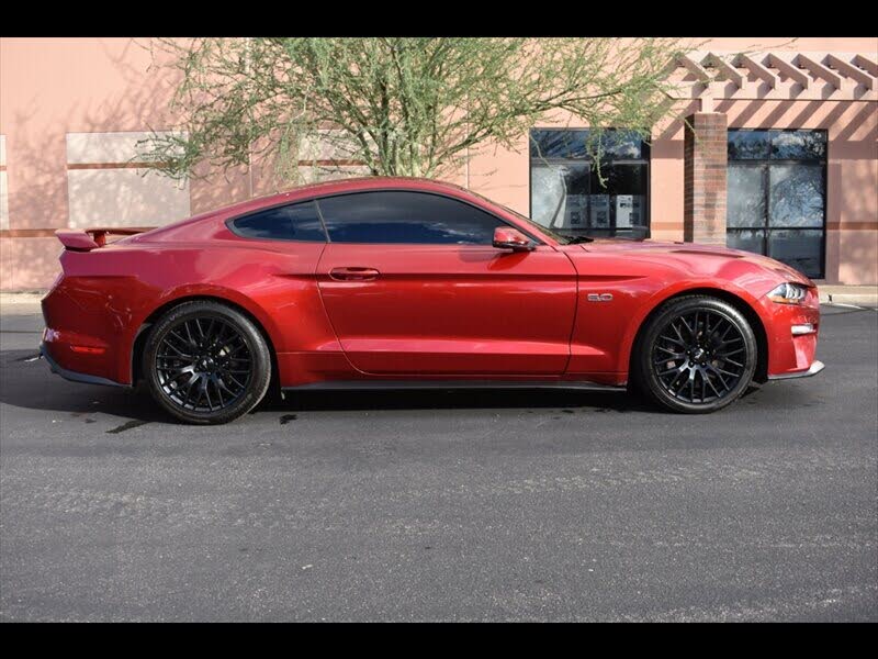 2019 Ford Mustang GT Premium Coupe RWD