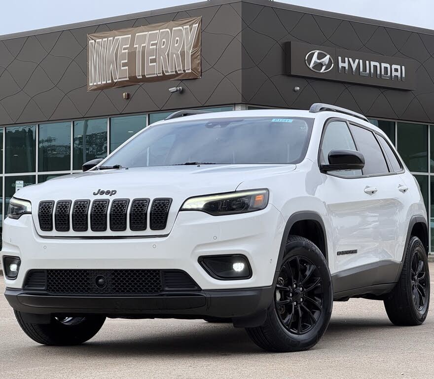 2023 Jeep Cherokee Altitude 4WD