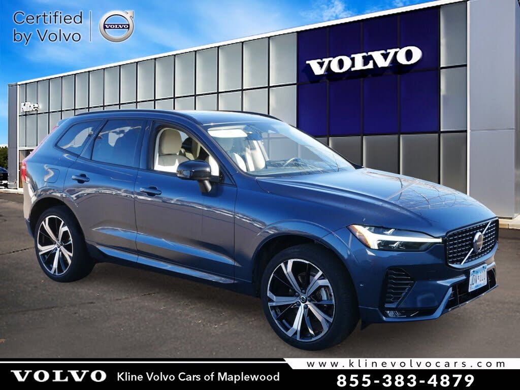 2023 Volvo XC60 B5 Ultimate Dark Theme AWD