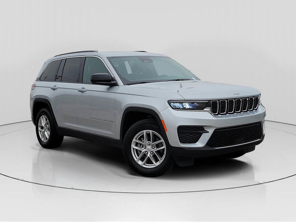 2024 Jeep Grand Cherokee Laredo X 4WD