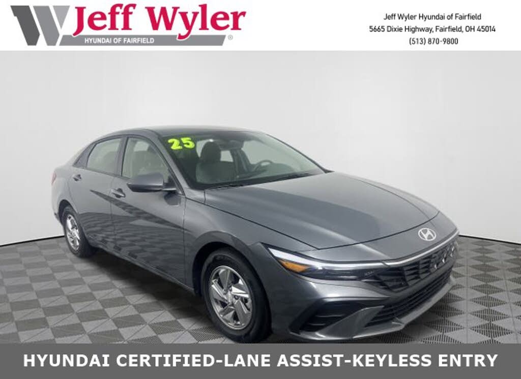 2025 Hyundai Elantra SE FWD