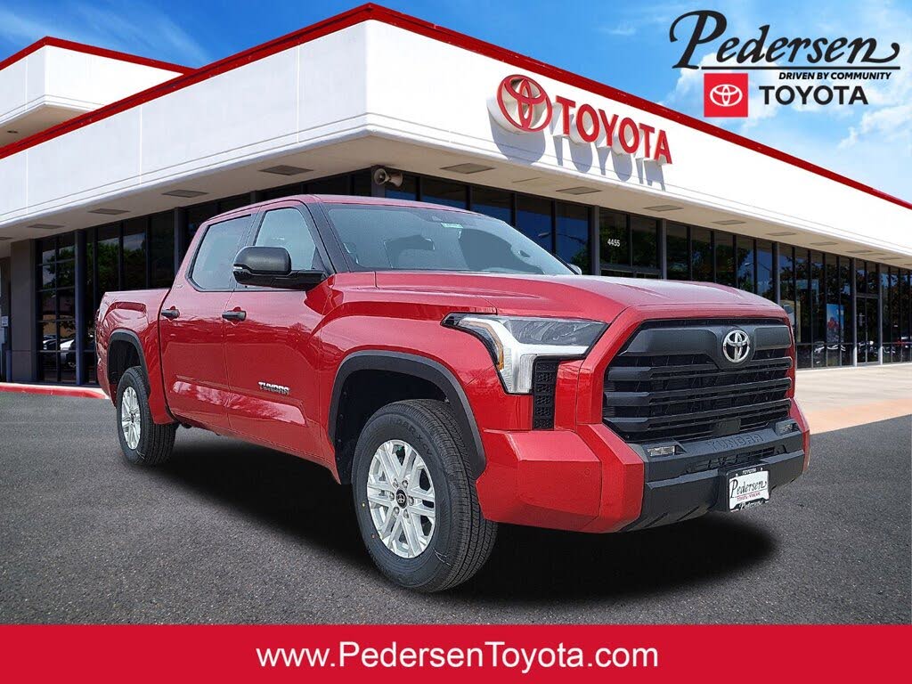 2026 Toyota Tundra SR5 CrewMax Cab 4WD