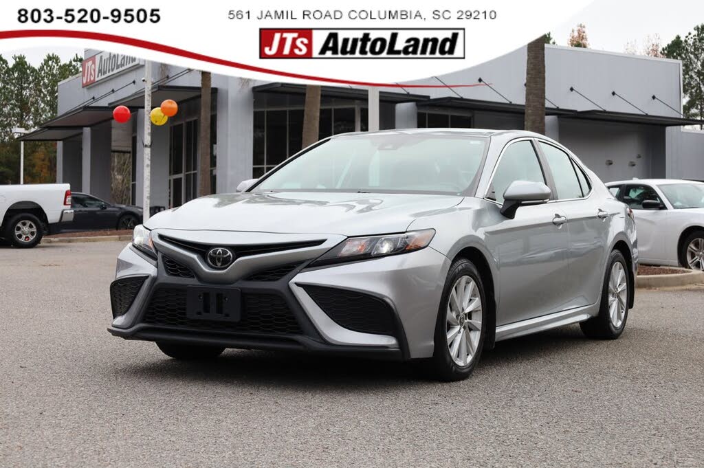 2022 Toyota Camry SE FWD