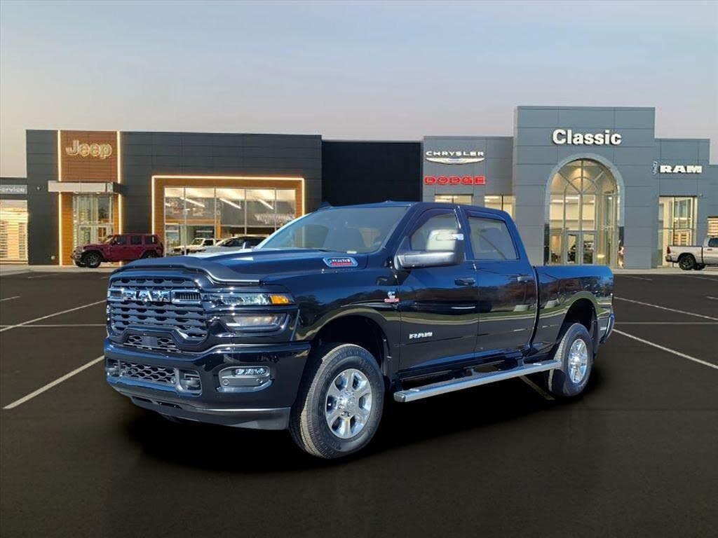 2025 RAM 2500 Big Horn Crew Cab 4WD
