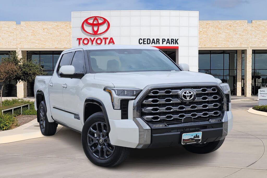 2025 Toyota Tundra Platinum CrewMax Cab 4WD