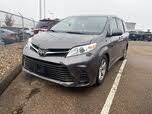Toyota Sienna LE 7-Passenger FWD with Auto-Access Seat