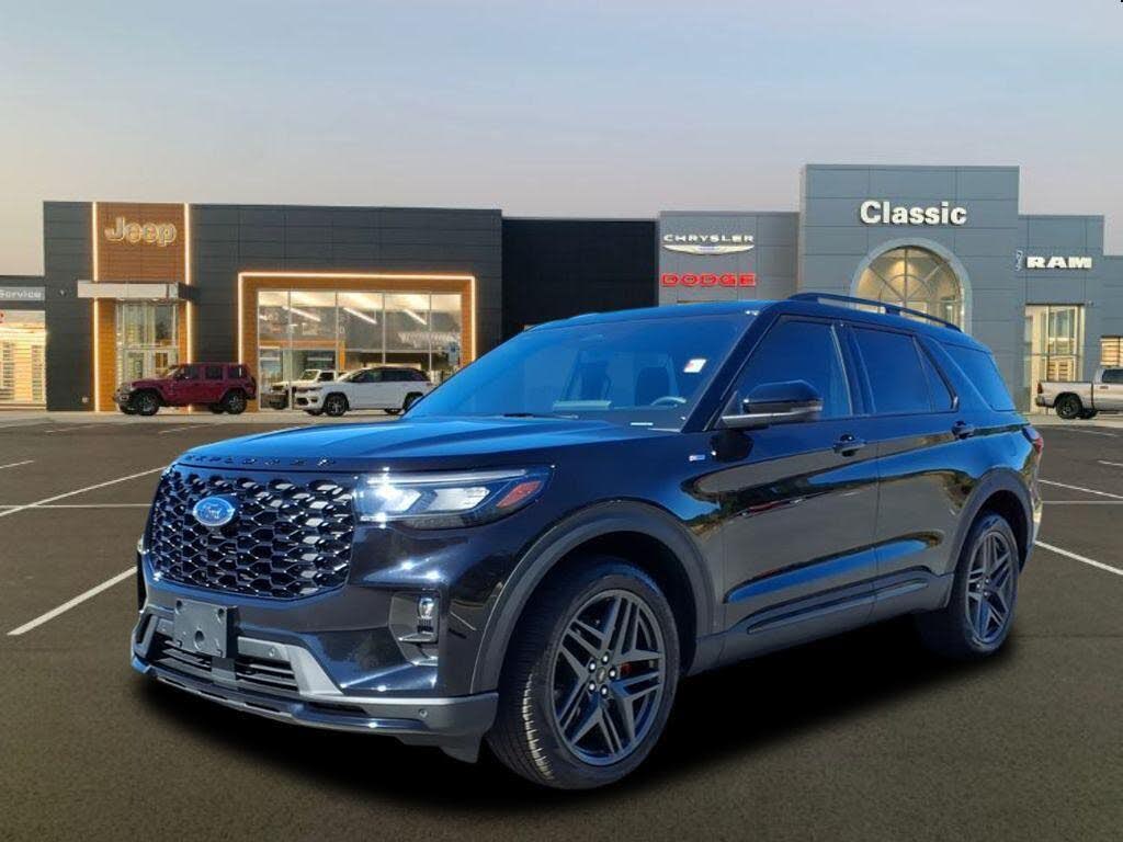 2025 Ford Explorer ST-Line AWD