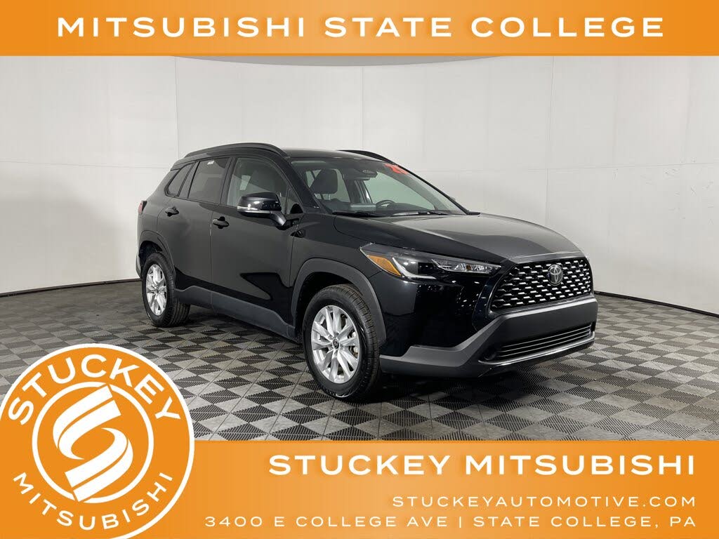 2025 Toyota Corolla Cross LE FWD