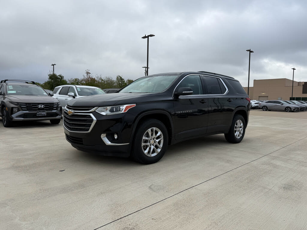 2021 Chevrolet Traverse LT Cloth FWD