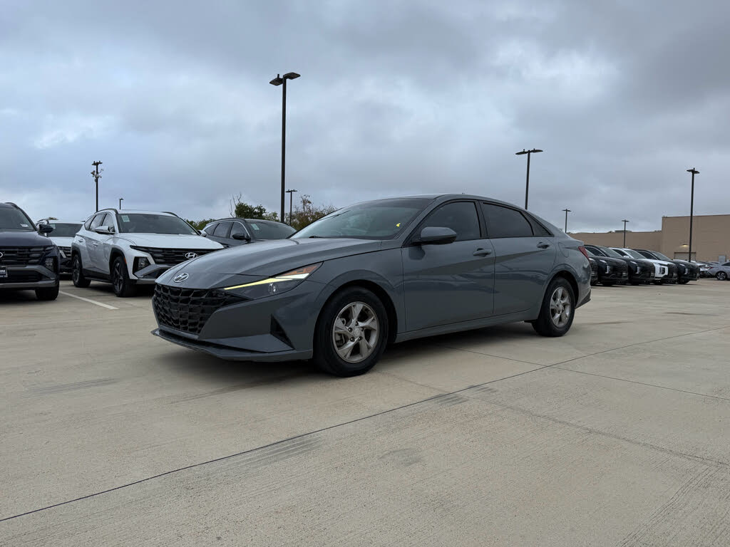 2021 Hyundai Elantra SE FWD