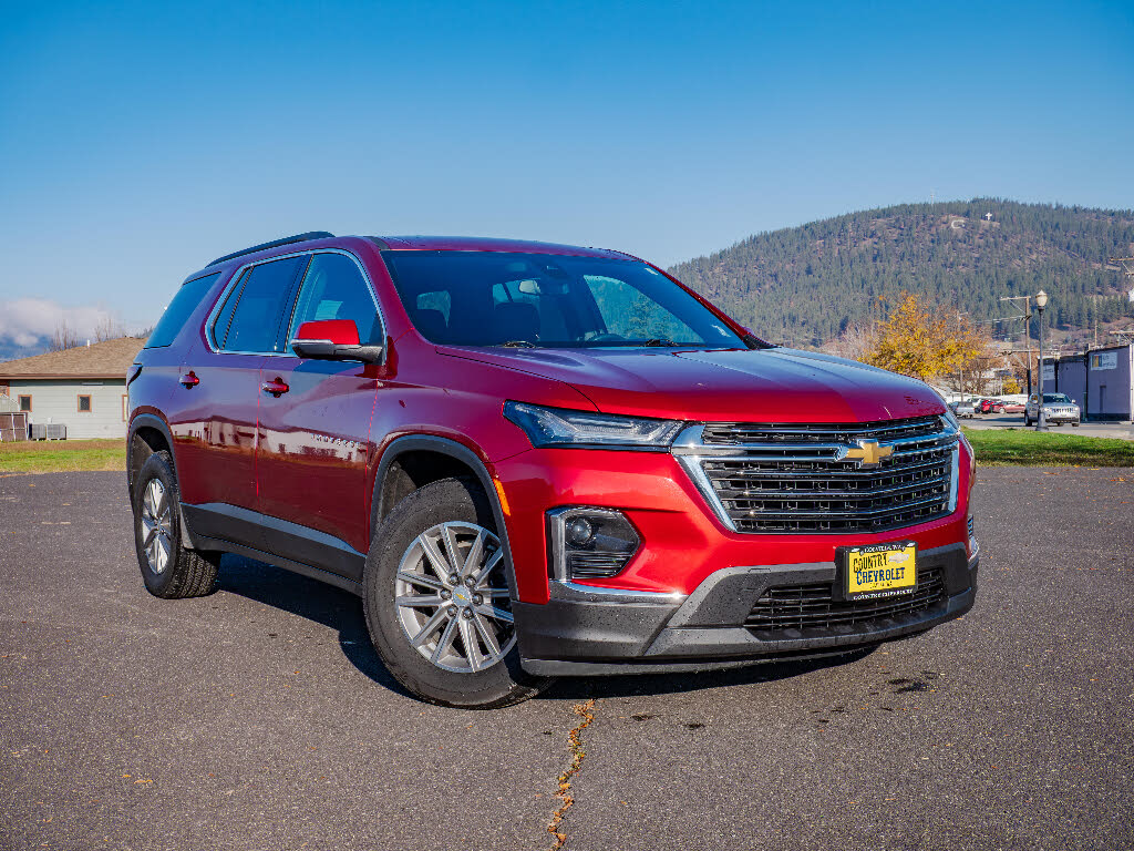 2023 Chevrolet Traverse LT Cloth AWD