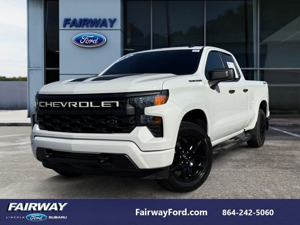 2024 Chevrolet Silverado 1500 Custom Double Cab 4WD