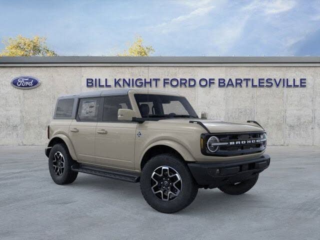 2025 Ford Bronco Outer Banks 4-Door 4WD