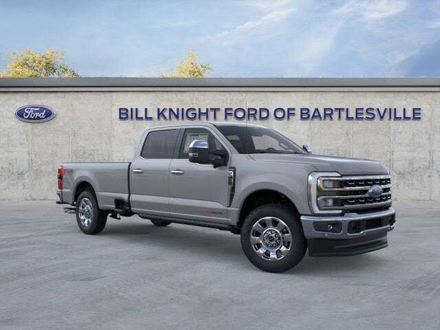 2025 Ford F-350 Super Duty Lariat Crew Cab 4WD