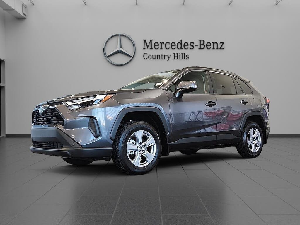 2025 Toyota RAV4 XLE AWD