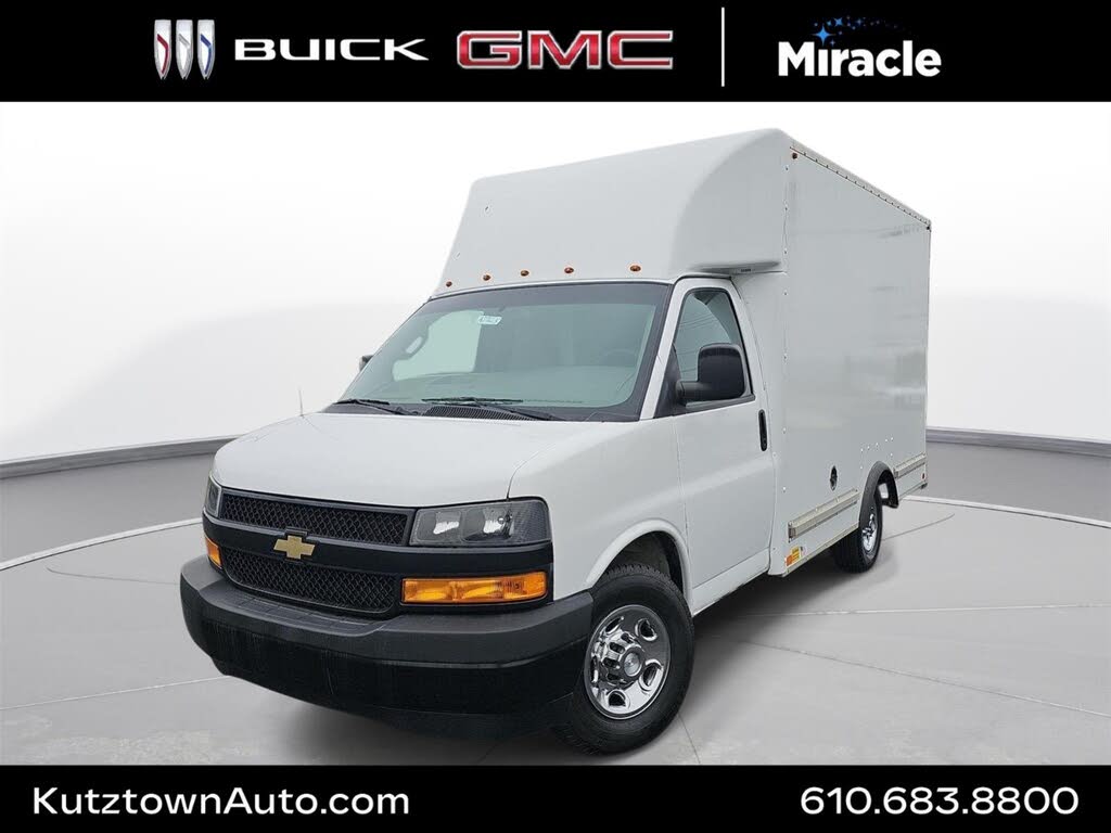 2018 Chevrolet Express Chassis 3500 139 Cutaway RWD