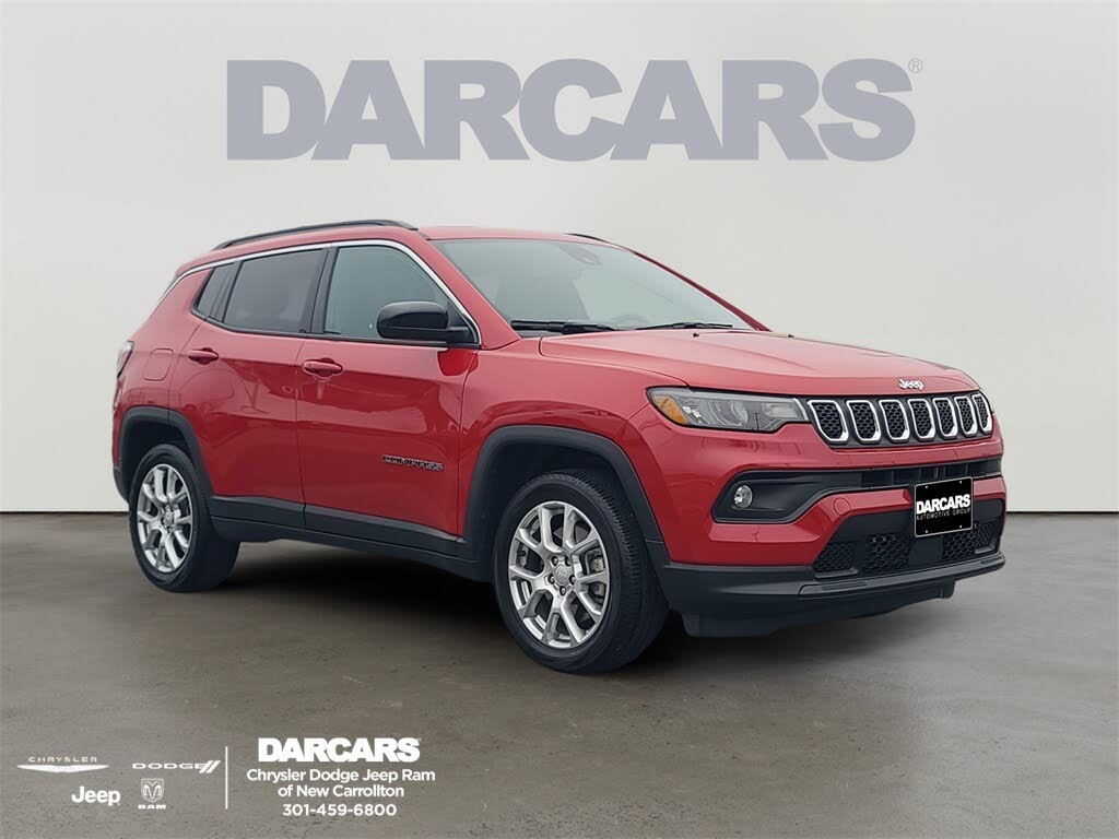 2023 Jeep Compass Latitude Lux 4WD