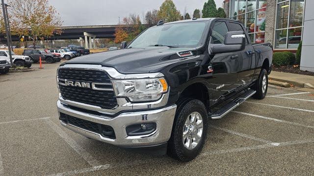 2024 RAM 2500 Big Horn Crew Cab 4WD