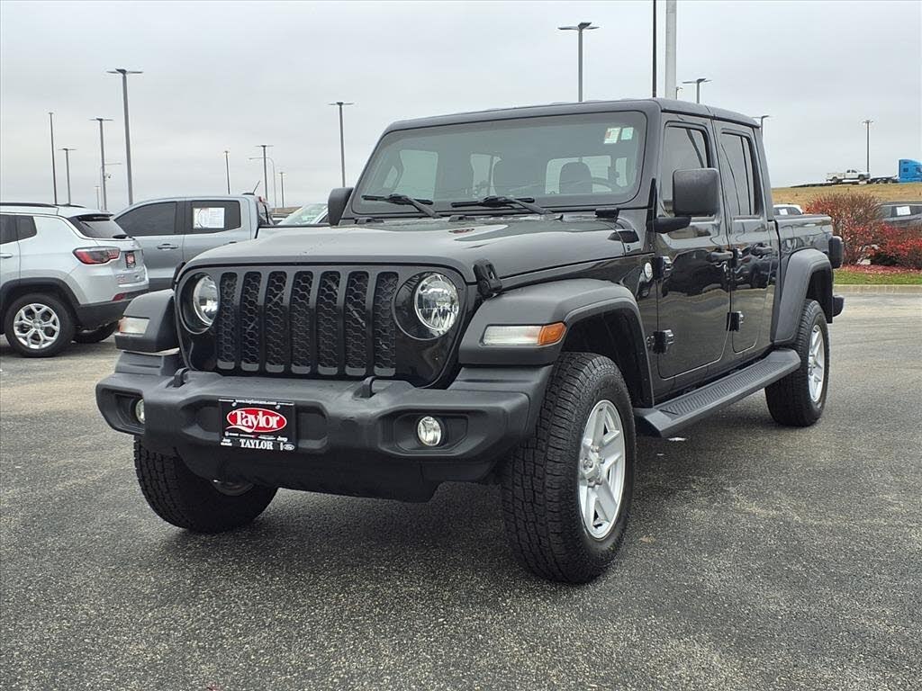 2020 Jeep Gladiator Sport Crew Cab 4WD