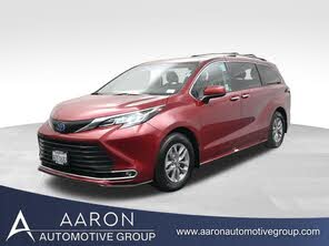 Toyota Sienna XLE 7-Passenger FWD
